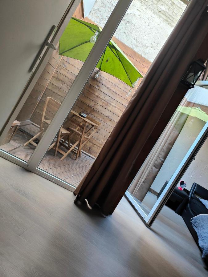 ベルグLogement Privatif Avec Jacuzziアパートメント エクステリア 写真